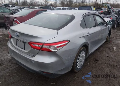 2018 Toyota Camry Hybrid Le из США, поврежденный, VIN 4T1B31HK1JU003328